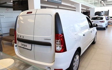 Универсалы и фургоны Lada Largus 2024 уже в салонах: фото и список доступных цветов